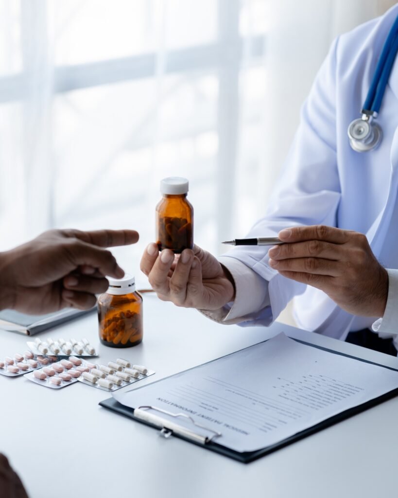 Doctor are recommending medicines to patients after being examined and diagnosed by the patient's do